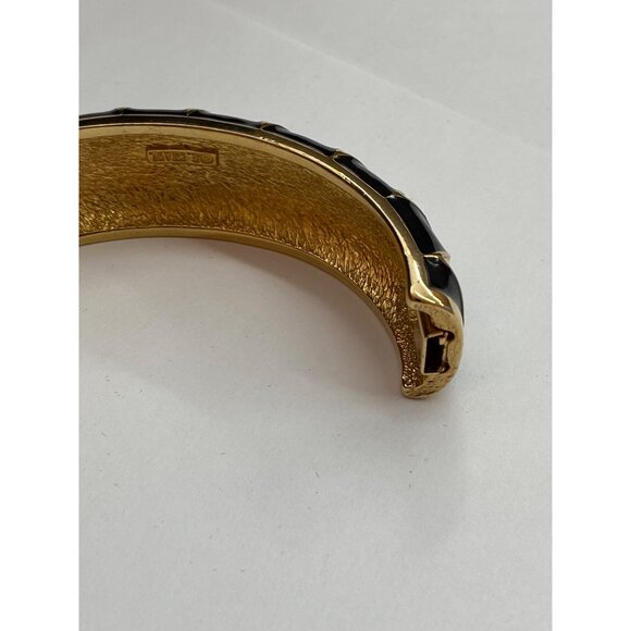Vintage E. Pearl  Gold-Tone Black & Cream Enamel Hinged Bangle Bracelet With Dia - Picture 11 of 12